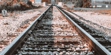 “From Runway to Real Life: Styling Tips for Statement Jewelry”