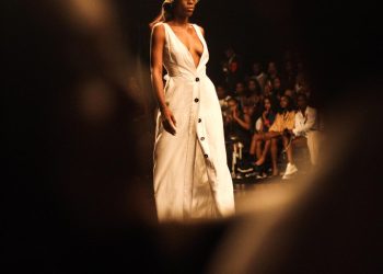 “Runway to Reality: High Fashion Looks You Can Pull Off”