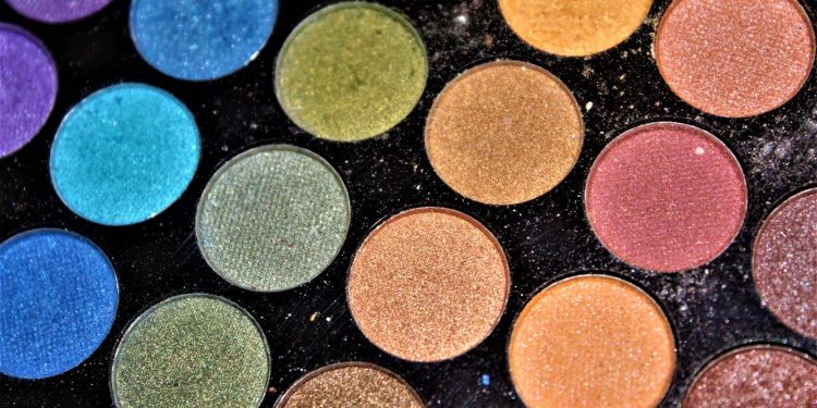 “The Power of Color: Exploring Bold Makeup Palettes”