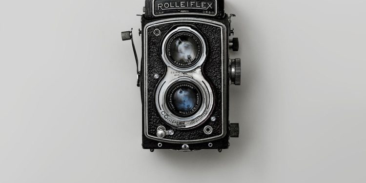 “Vintage Glamour: Classic Jewelry Trends with a Modern Twist”