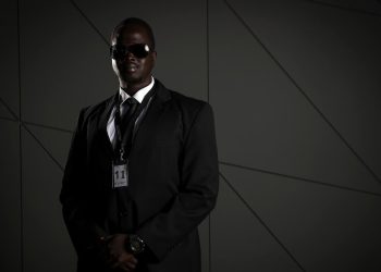 “Closet Essentials: Must-Have Pieces for Every Wardrobe”